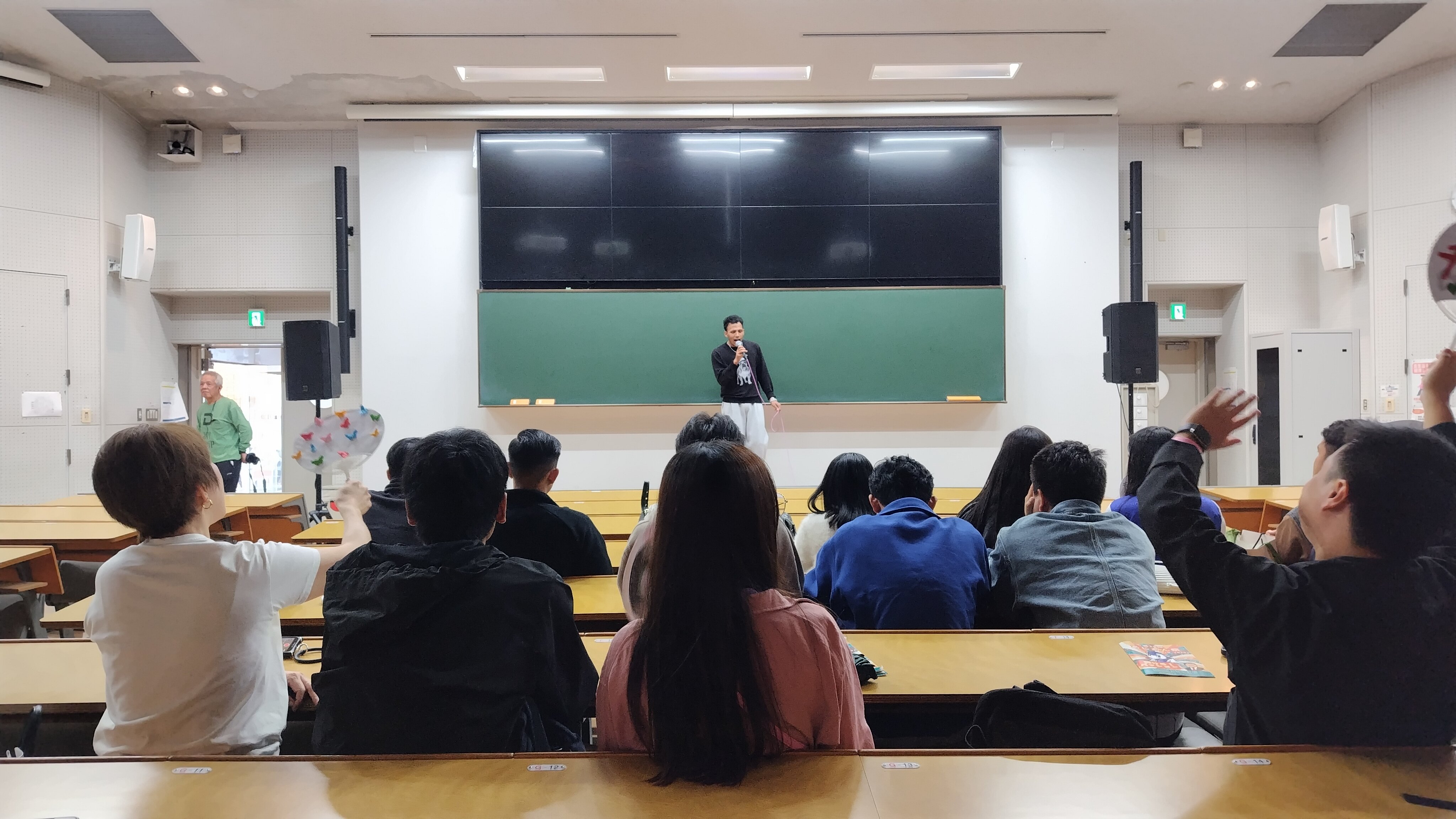 画像5 カラオケ.JPG