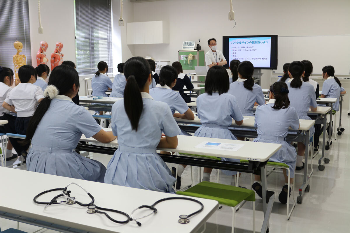 野村先生1.jpg