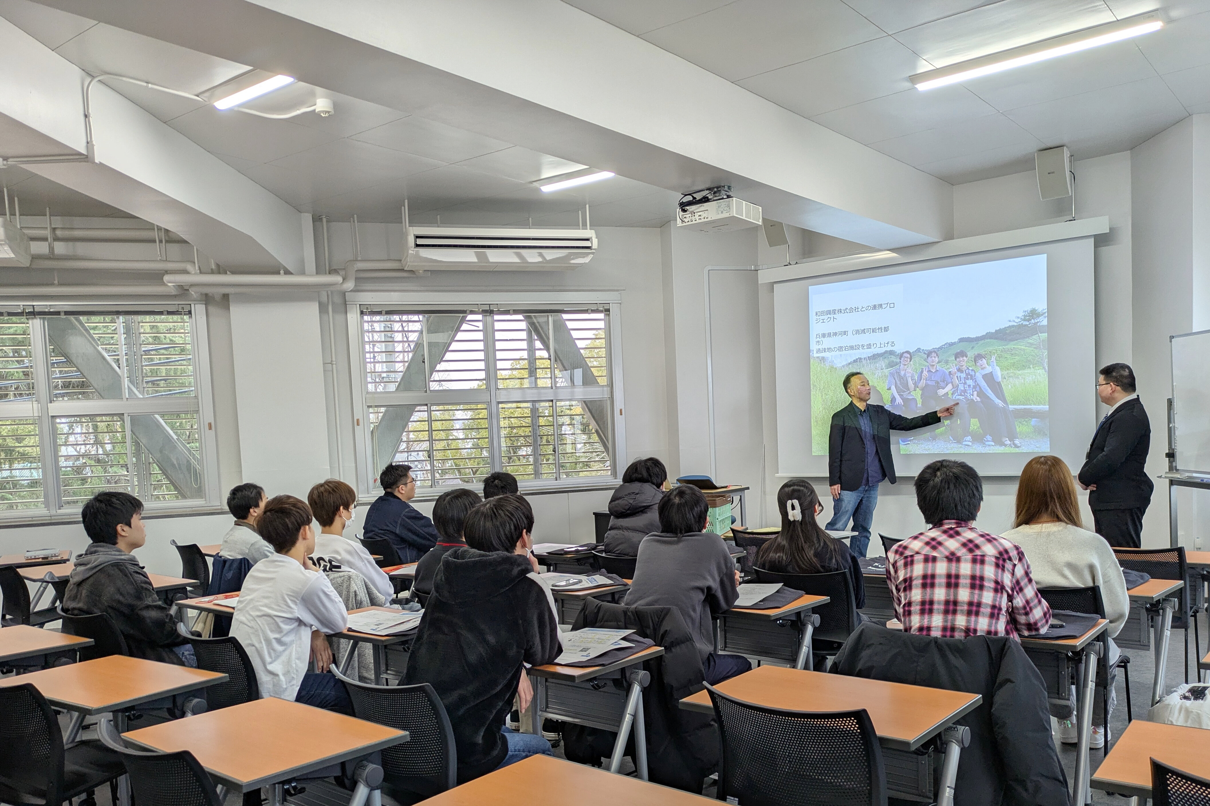 社会学科プログラムの様子.jpg
