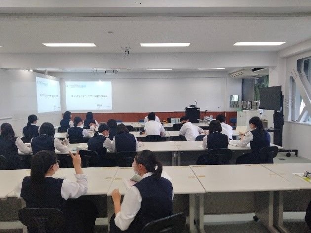 姫路商業高等学校1.jpg